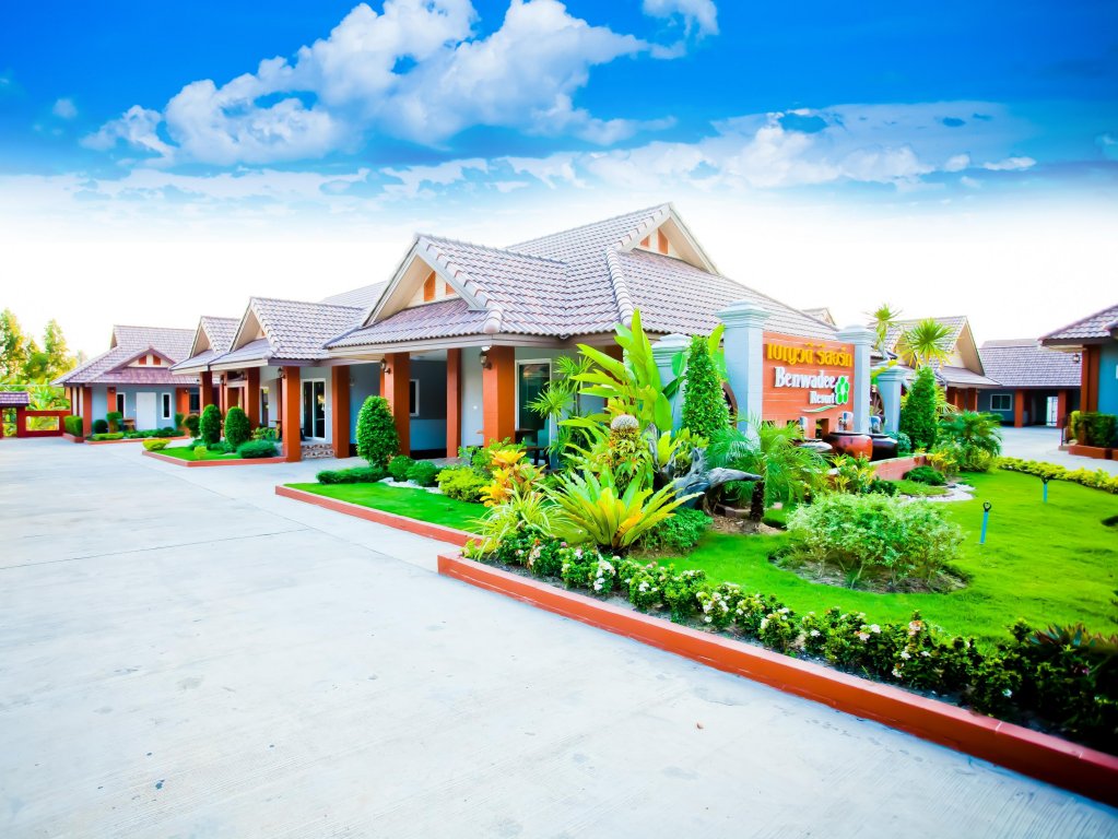 Люкс Benwadee Resort Pattaya