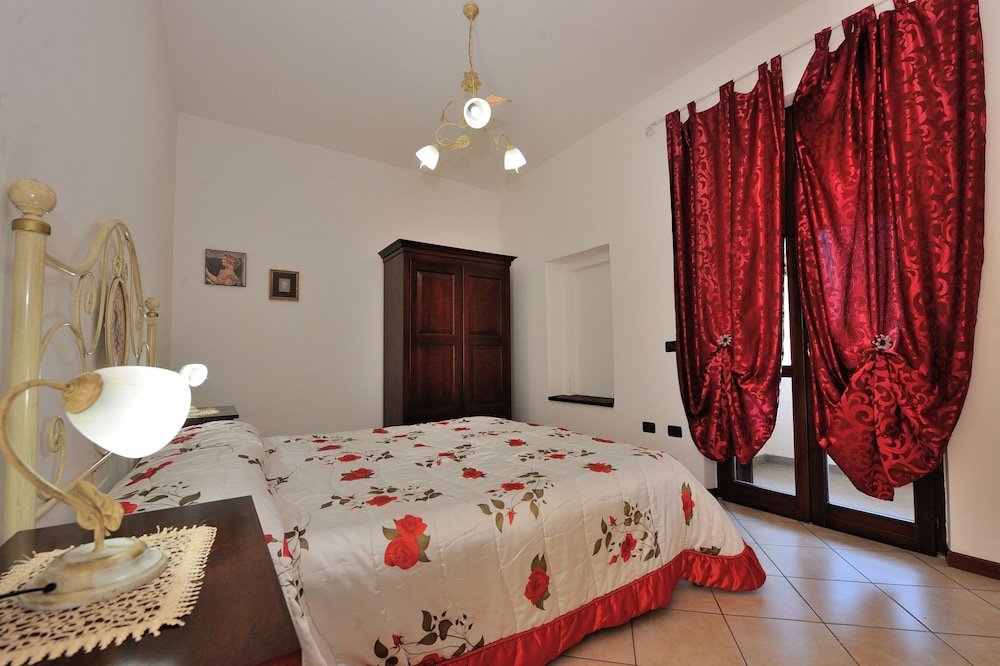 1 Bedroom Apartment with balcony Agriturismo Stovali Da Lustrinu