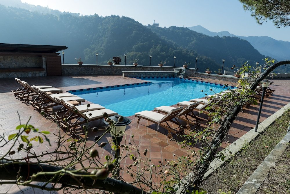 Семейный номер Standard Resort Ninfea San Pellegrino Terme