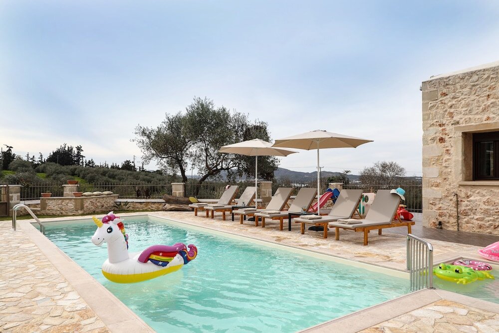 Deluxe villa Heliopetra Lux Villa with private Pool