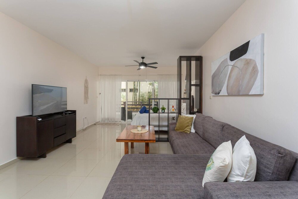 Апартаменты Affordable 1 Bedroom For Families in Sabbia Playa del Carmen - Near 5th Ave