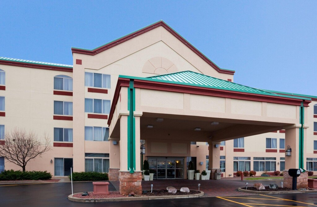 Deluxe room Holiday Inn & Suites Wausau-Rothschild, an IHG Hotel