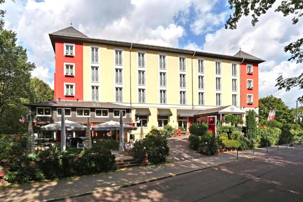 Семейный номер Standard Grünau Hotel
