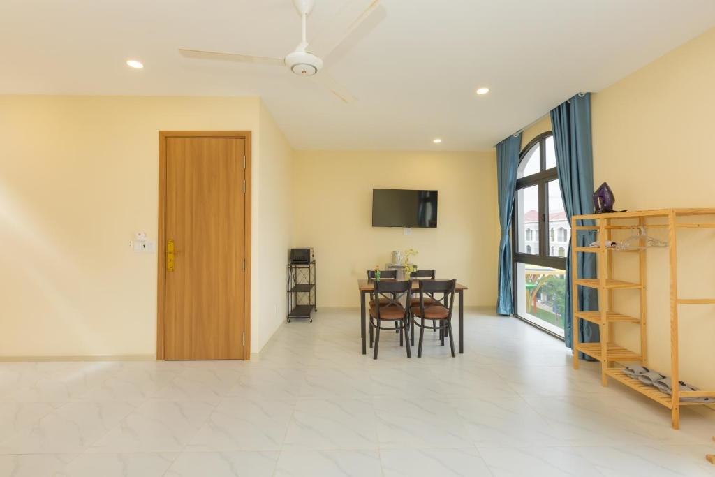 Standard quadruple chambre avec balcon WHERE HOUSE HOMESTAY, Grandworld Phu Quoc
