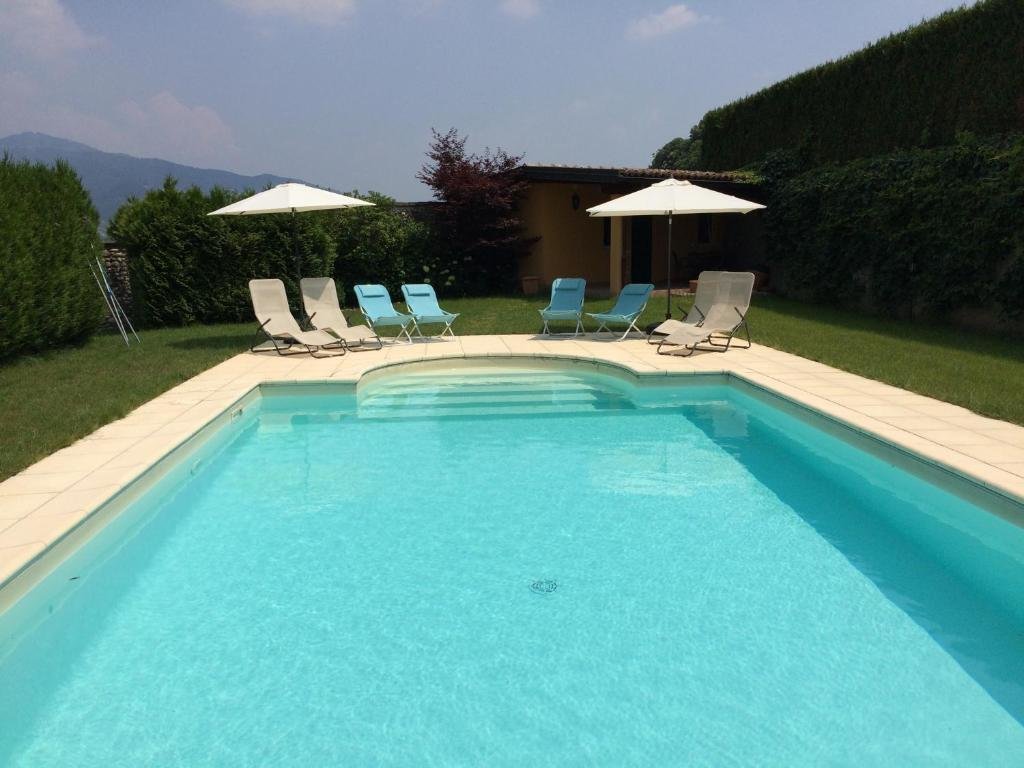 Апартаменты Castello di Brusata - romantic flat with pool