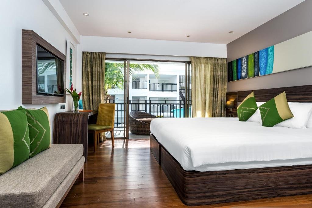 Двухместный номер Superior Holiday Inn Resort Phuket Karon Beach, an IHG Hotel