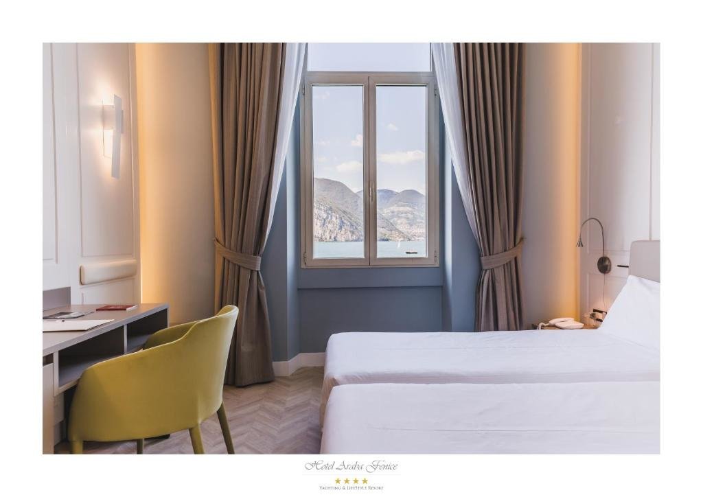 Deluxe Doppel Zimmer mit Seeblick Araba Fenice Hotel