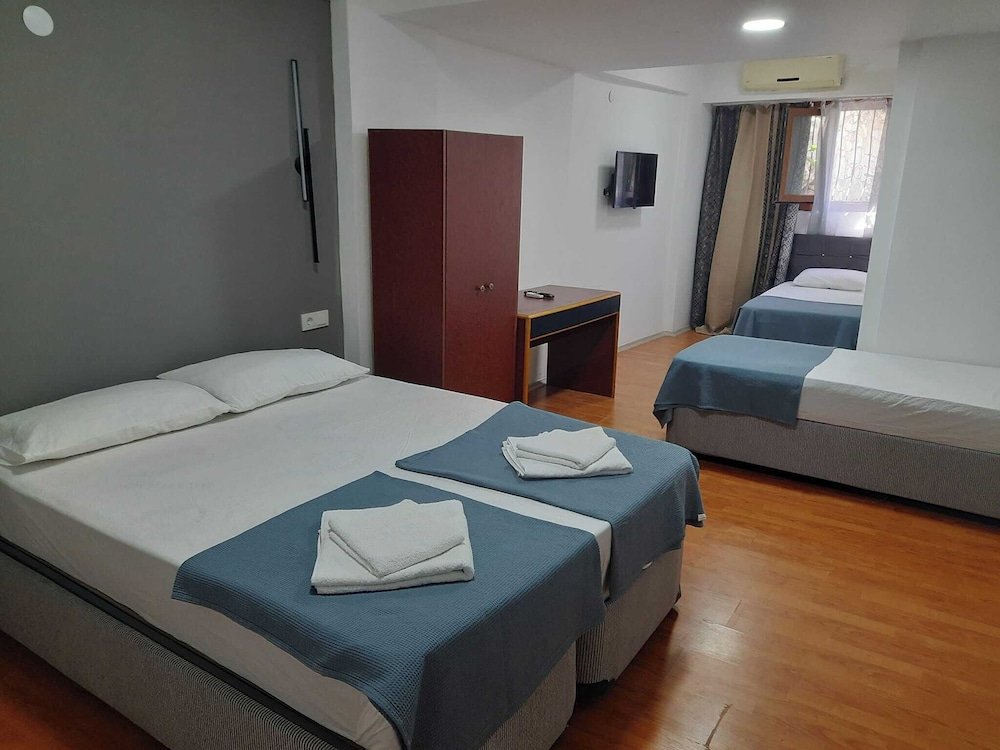 Четырёхместный номер Comfort Ephesian Hotel & Guesthouse