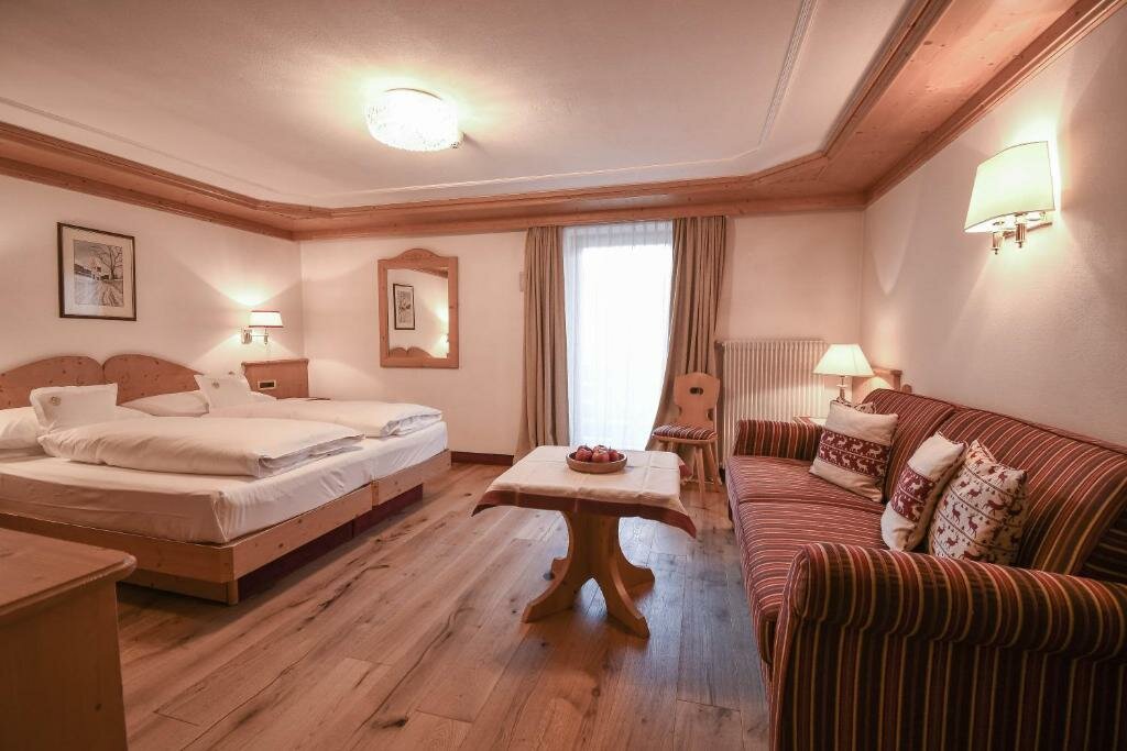 Superior Doppel Zimmer mit Balkon Hotel Tyrol