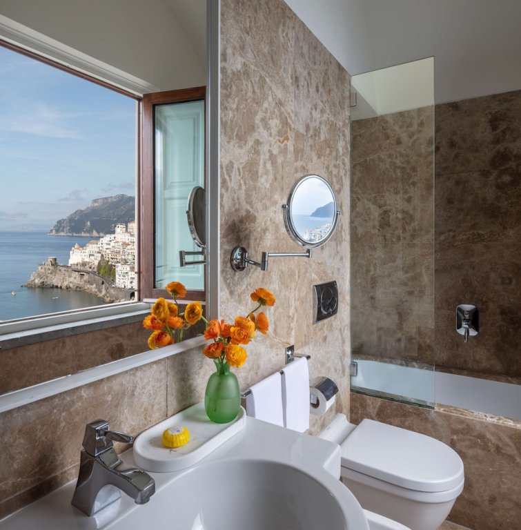 Camera Premium con vista mare Anantara Convento di Amalfi Grand Hotel