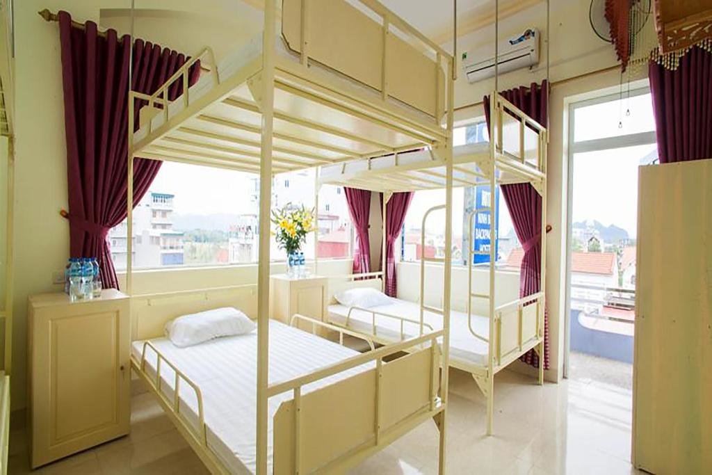 Кровать в общем номере Ninh Binh Family Hotel