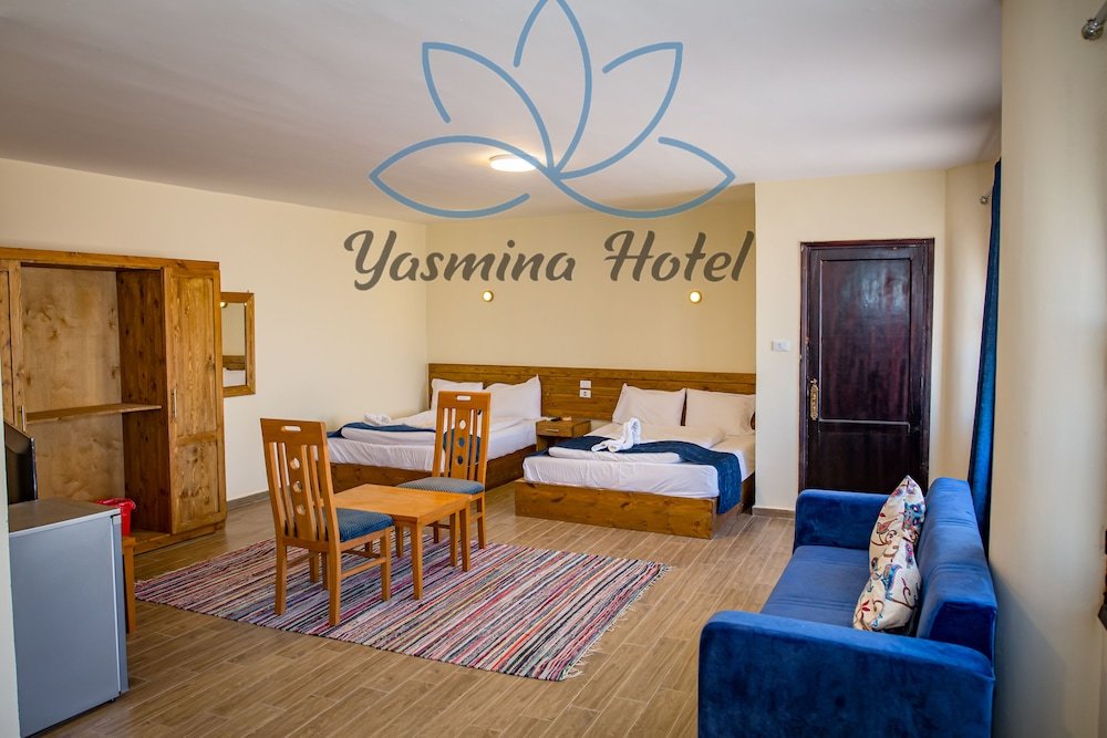 Люкс Yasmina Hotel