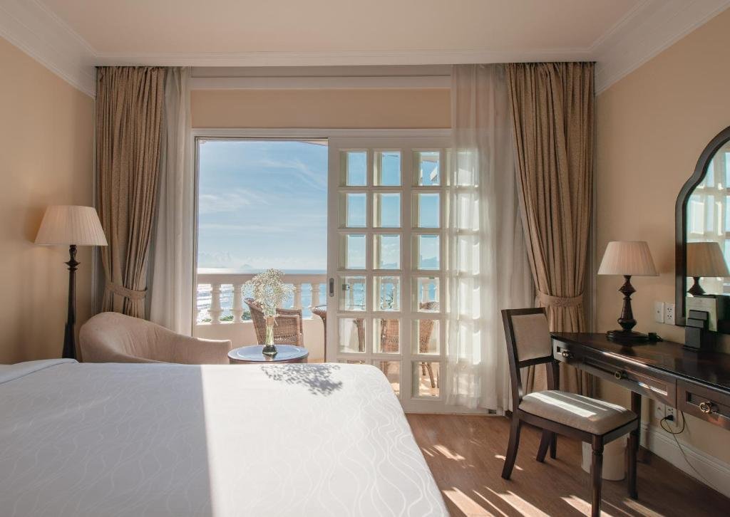 Двухместный номер Deluxe с видом на океан Sunrise Nha Trang Beach Hotel & Spa
