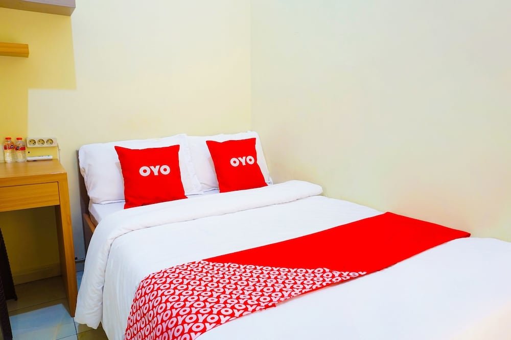 Deluxe Zimmer Super OYO Flagship 90723 Berlima Guest House Syariah
