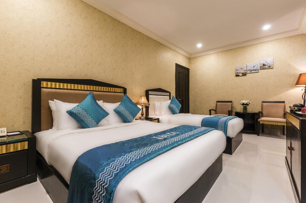 Номер Deluxe IBIZA Danang Riverfront Hotel