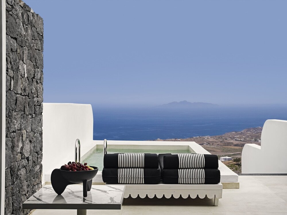 Double suite avec balcon et Vue mer Cresanto Luxury Suites