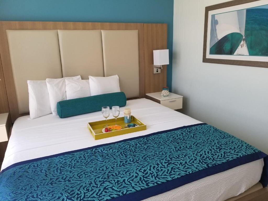 Номер Standard c 1 комнатой oceanfront Grand Seas by Exploria Resorts