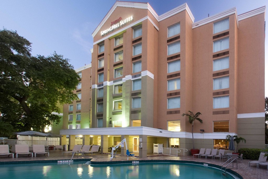 Lit en dortoir SpringHill Suites Marriott Ft Lauderdale Airport/Cruise Port