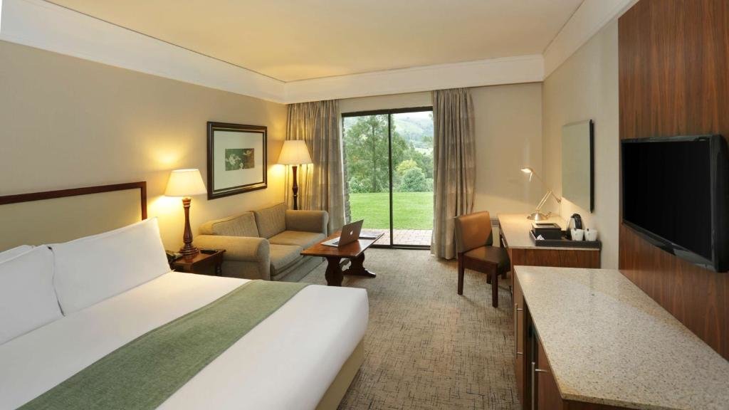 Двухместный номер Premium Drakensberg Sun Resort