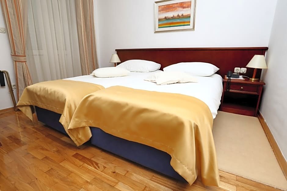Komfort Doppel Zimmer mit Gartenblick Hotel Sikaa