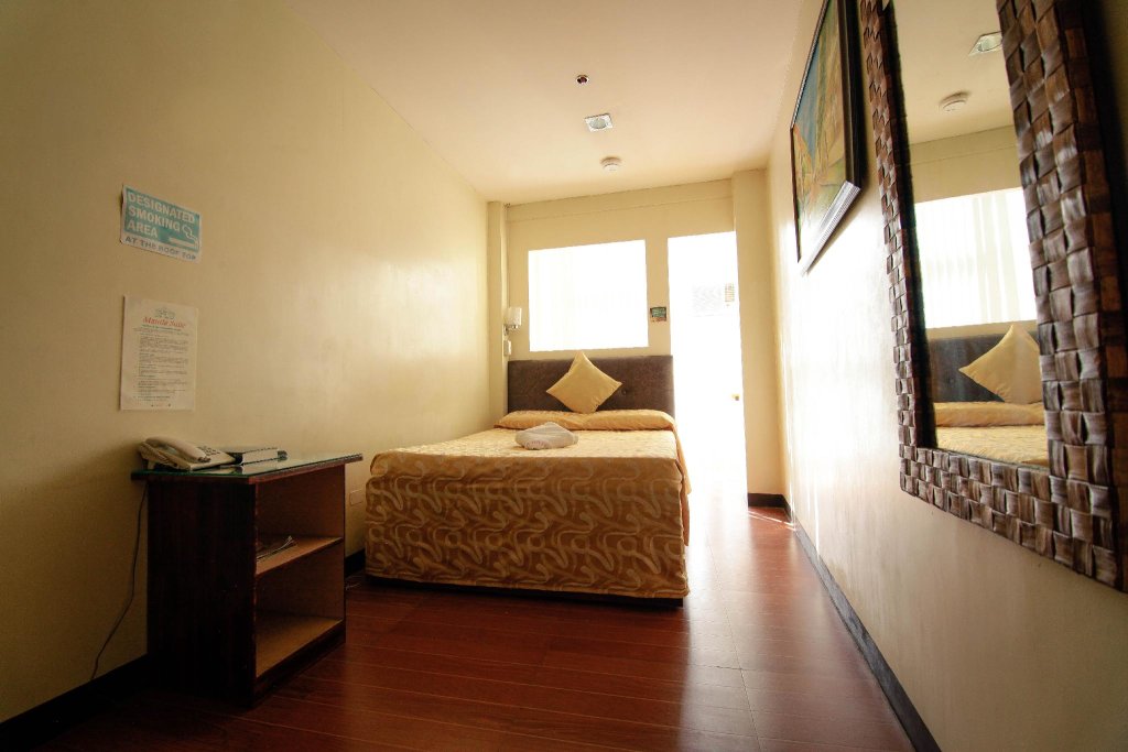 Standard Zimmer FJ Manila Hotel