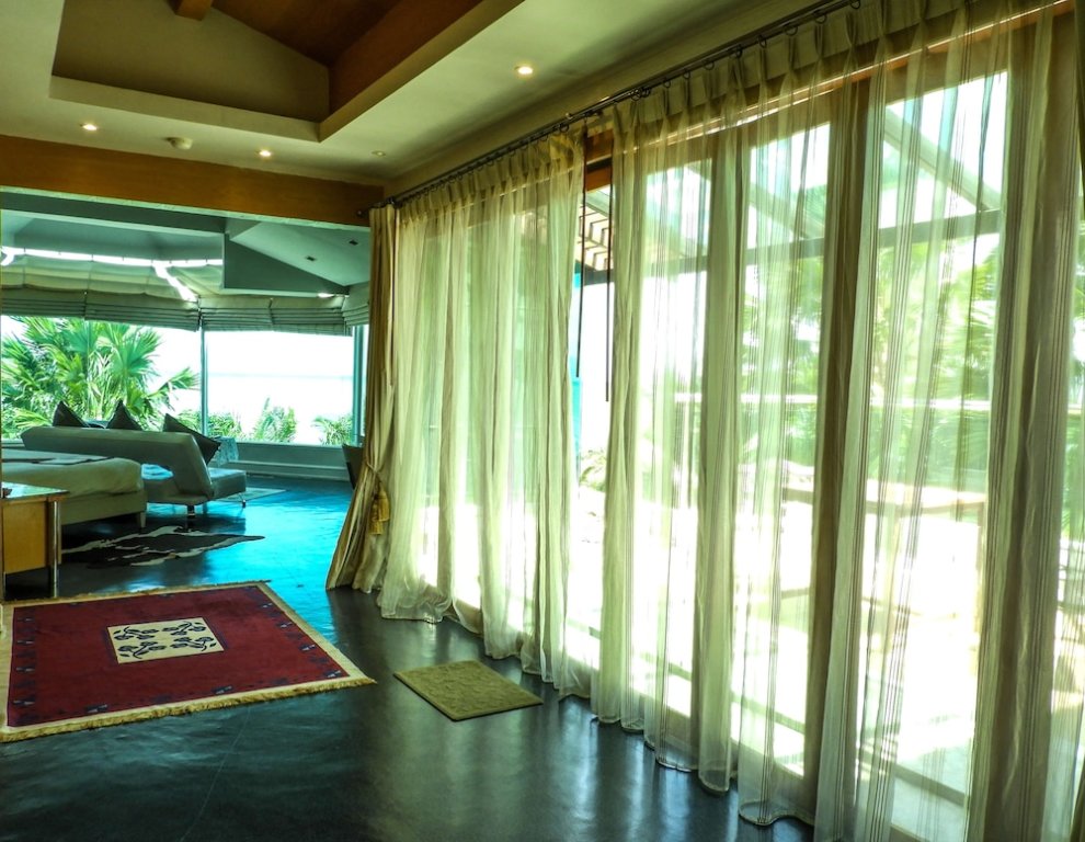 Standard Zimmer Penthouse Vartika Resovilla KuiBuri Beach Resort and Villas