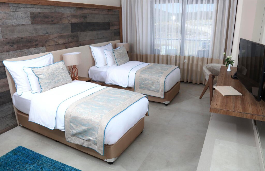 Deluxe Single room with garden view D+ Seya Beach Hotel