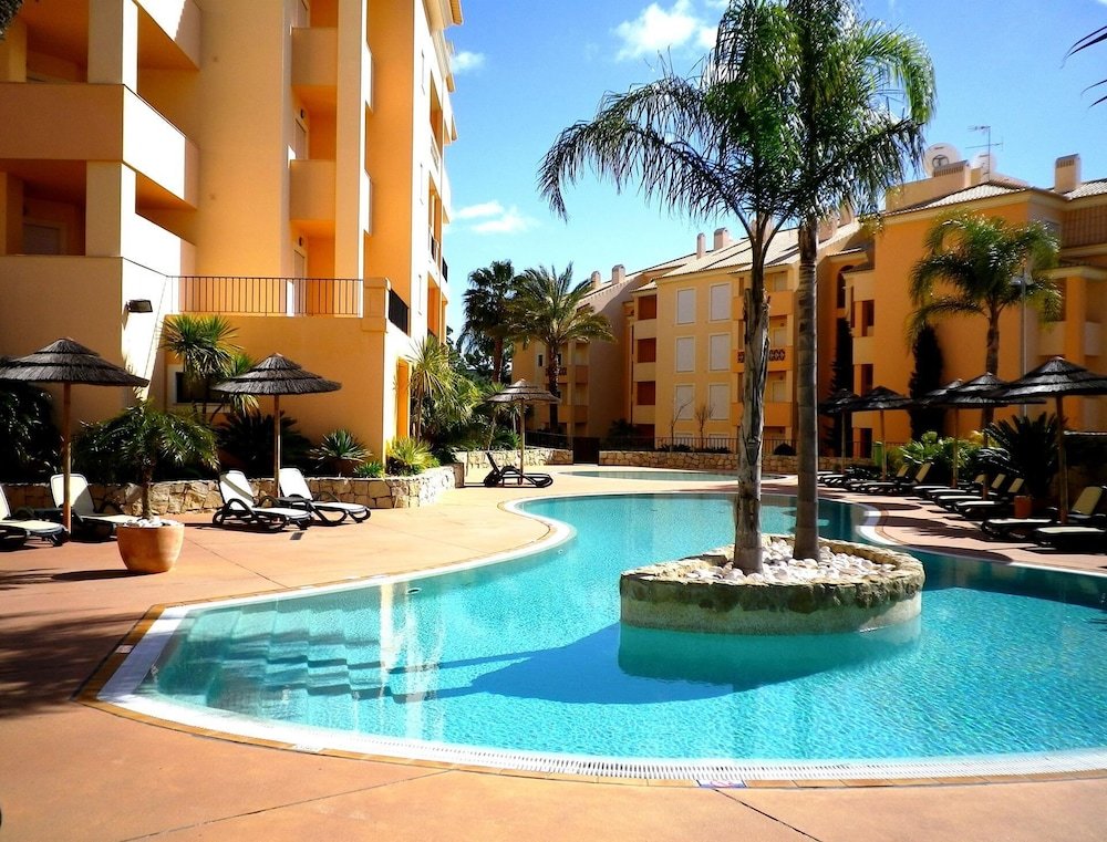 Doppel Apartment mit Balkon Estrela da Luz 1 Bedroom Apt. Pool and sea Views
