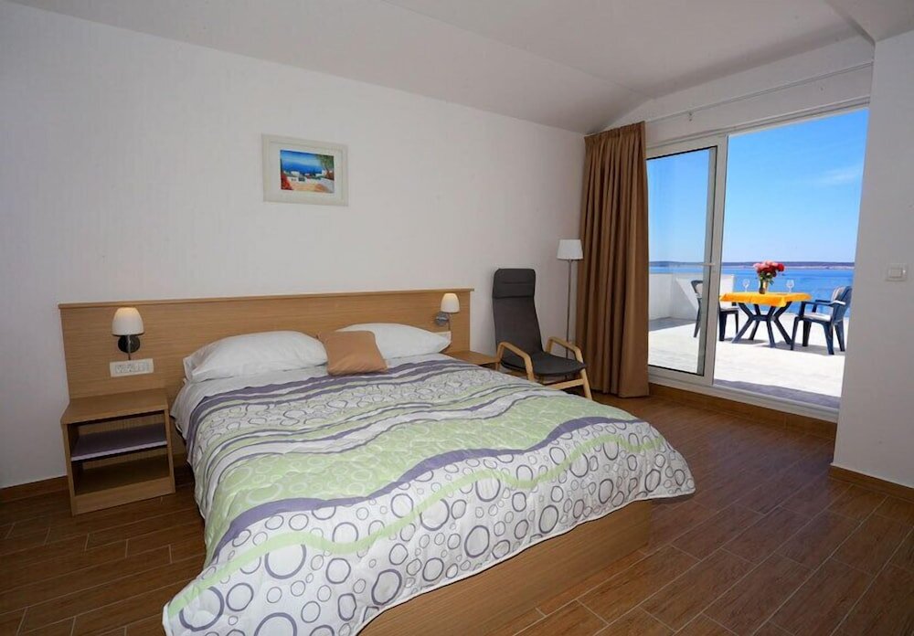 Standard Doppel Zimmer mit Balkon und mit Meerblick Pension Augustino
