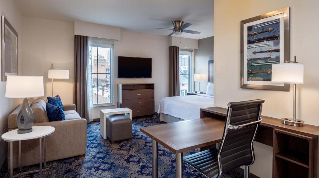 Двухместный люкс Accessible Homewood Suites By Hilton New Orleans French Quarter