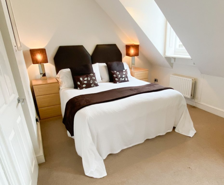 Deluxe Double room with courtyard view Quayside Quarters