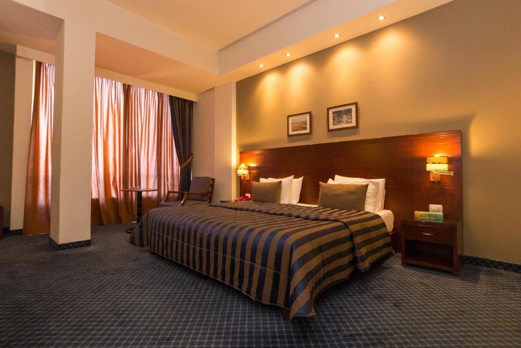 Полулюкс Bel Azur Hotel - Resort