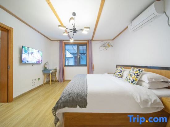 Семейный люкс с 2 комнатами Bayin Guoleng Hotel