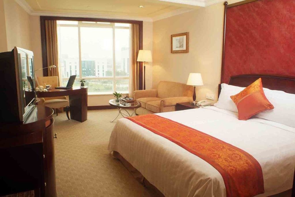 Двухместный номер Executive The Royal Marina Plaza Hotel Guangzhou