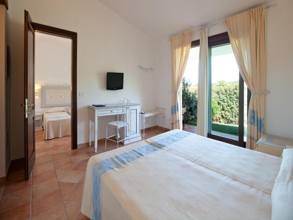 Standard Familie Zimmer mit Gartenblick Hotel Costa Caddu