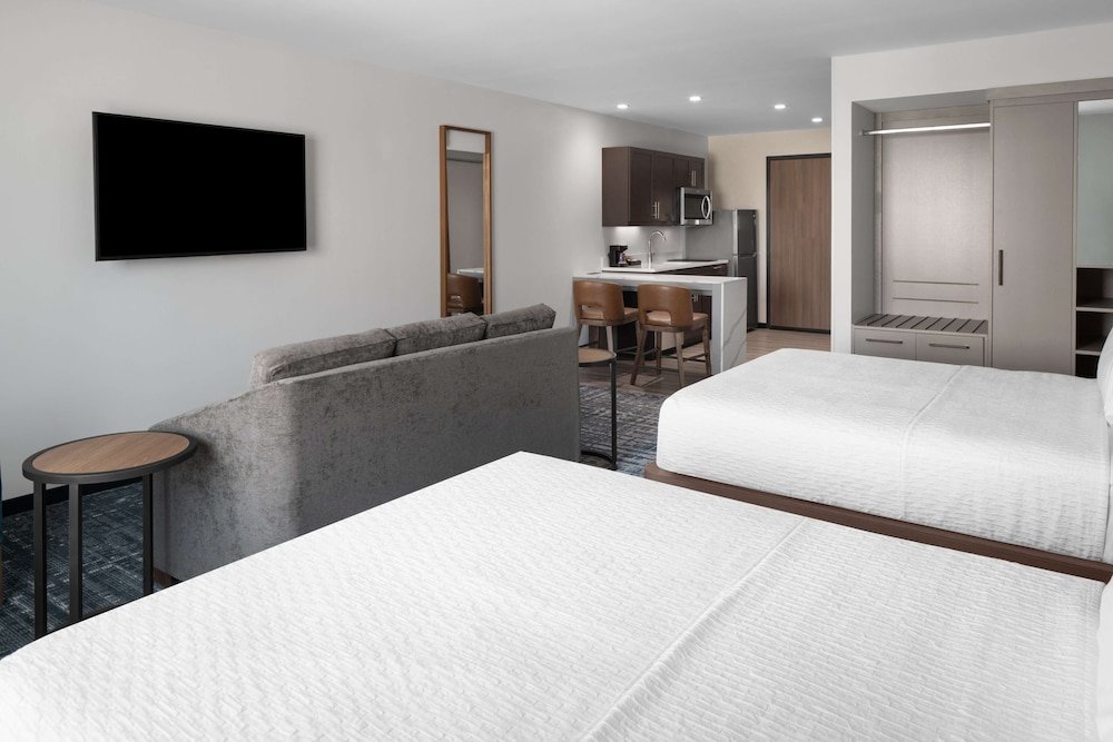 Четырёхместный люкс Homewood Suites By Hilton Charlotte Uptown First Ward