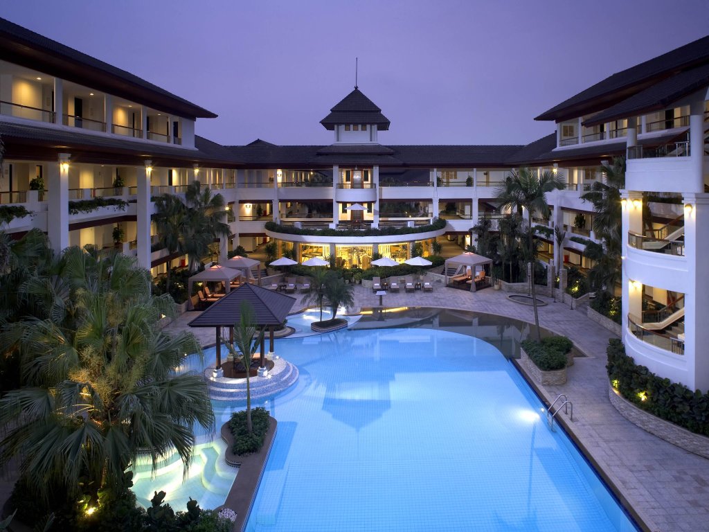 Номер Executive Mission Hills Hotel Resorts Shenzhen
