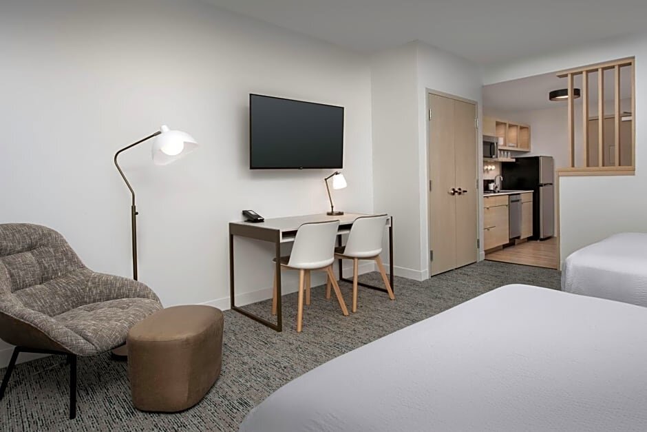 Двухместный люкс TownePlace Suites by Marriott Cincinnati Mason