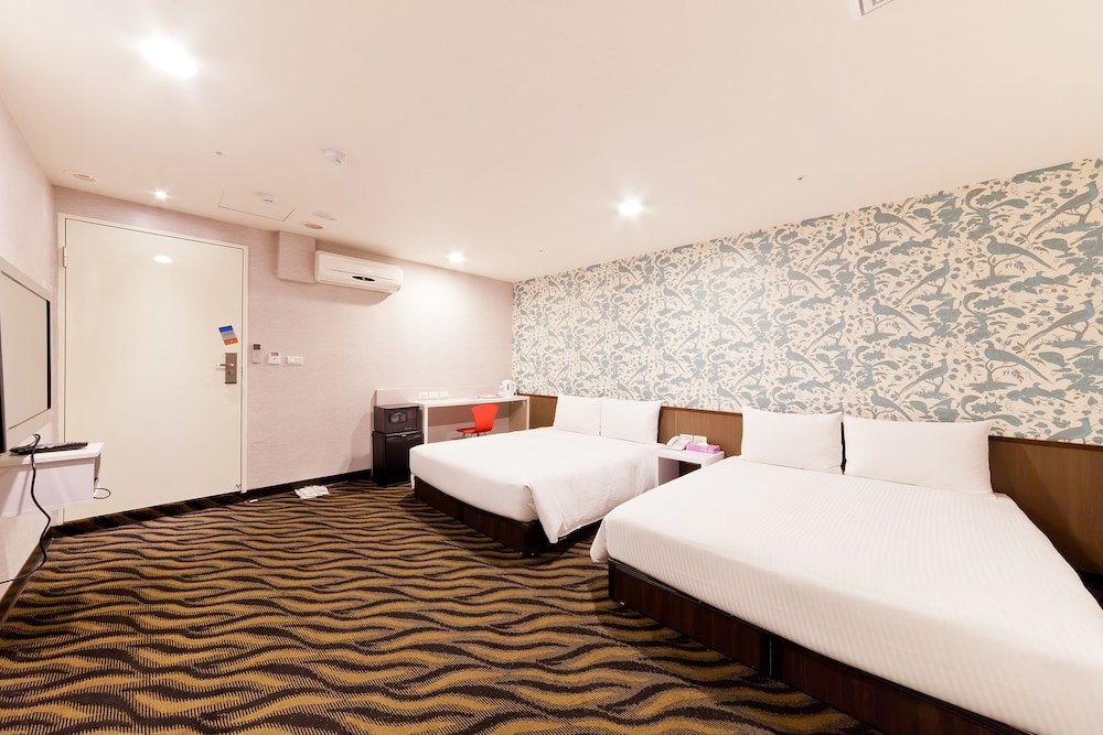Четырёхместный номер Standard LIHO Hotel Hankou