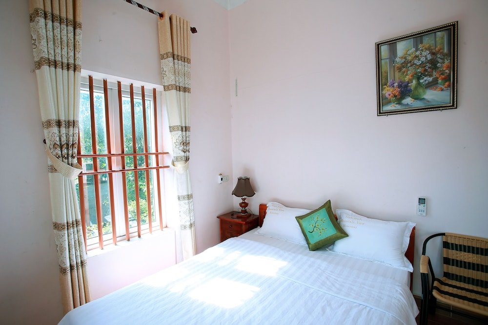 Двухместный номер Standard с балконом Ninh Binh Mountain View Homestay & Restaurant