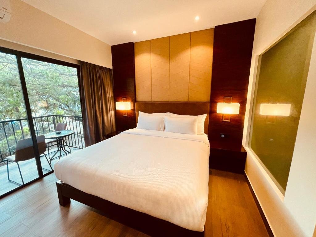 Deluxe Doppel Zimmer mit Balkon Lamana Hotel