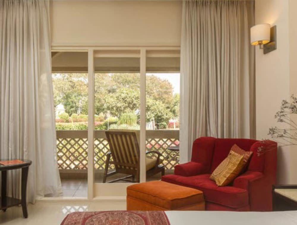 Premium Doppel Zimmer mit Balkon und mit Blick Vivanta Aurangabad