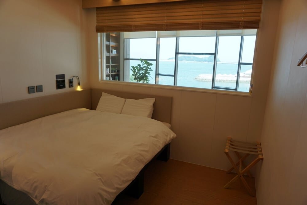 Двухместный номер Standard с видом на океан DarakHyu Yeosu Capsule Hotel by WALKERHILL