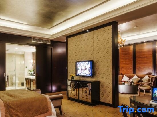 1 Bedroom Deluxe Suite Royal Tulip Hotel Zhujiajiao Shanghai