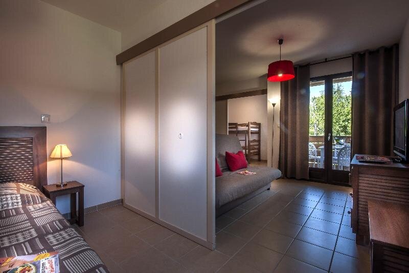1 Bedroom Quadruple Apartment Vacancéole - Résidence Le Clos du Rocher