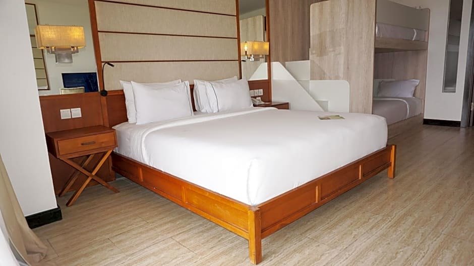 Suite con parziale vista sull'oceano Lv8 Resort Hotel