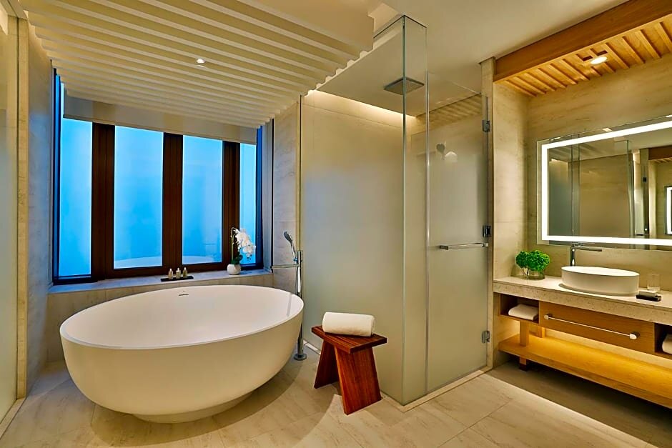 Deluxe Suite with garden view Anantara Mina Al Arab Ras Al Khaimah Resort