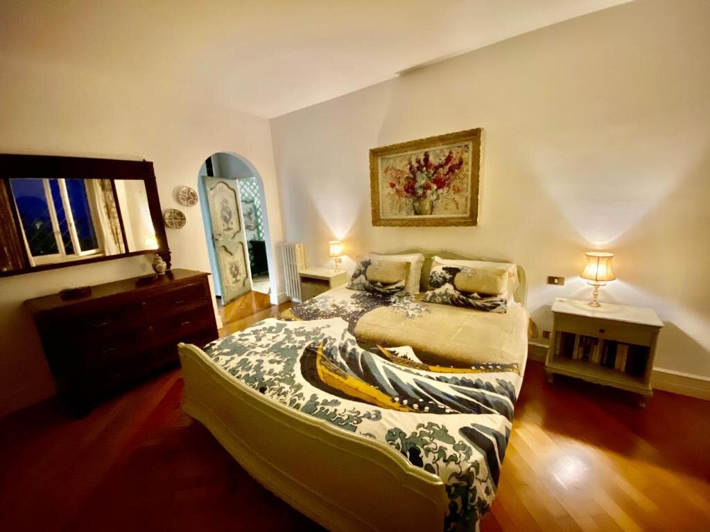 Апартаменты Sea View Suite Apartment In Historic Villa, Exclusive Experience