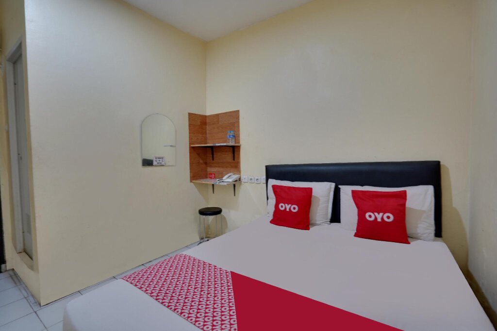 Standard Zimmer OYO 91035 De Ritz Residence