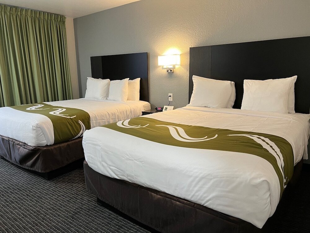 Четырёхместный номер Standard Quality Inn & Suites South San Jose - Morgan Hill